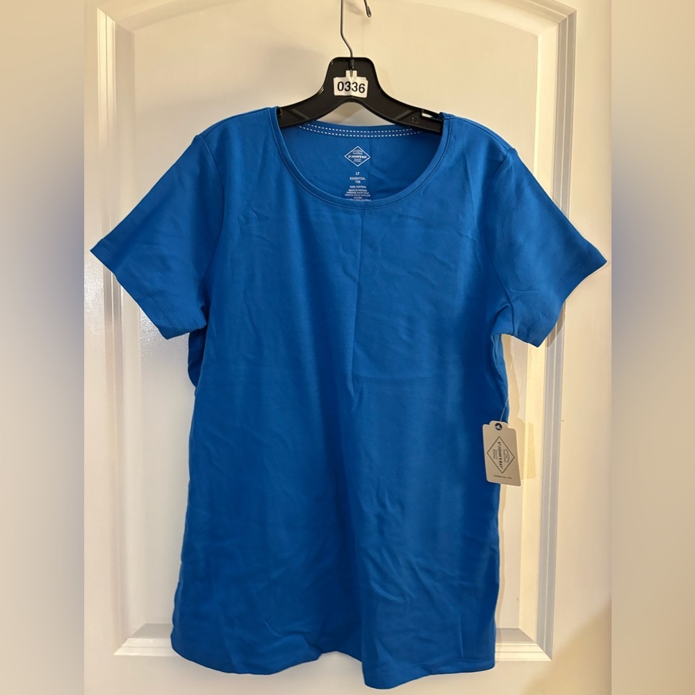 Woman’s St John’s Bay Bright Blue Short Sleeve Tee Sz Large Tall